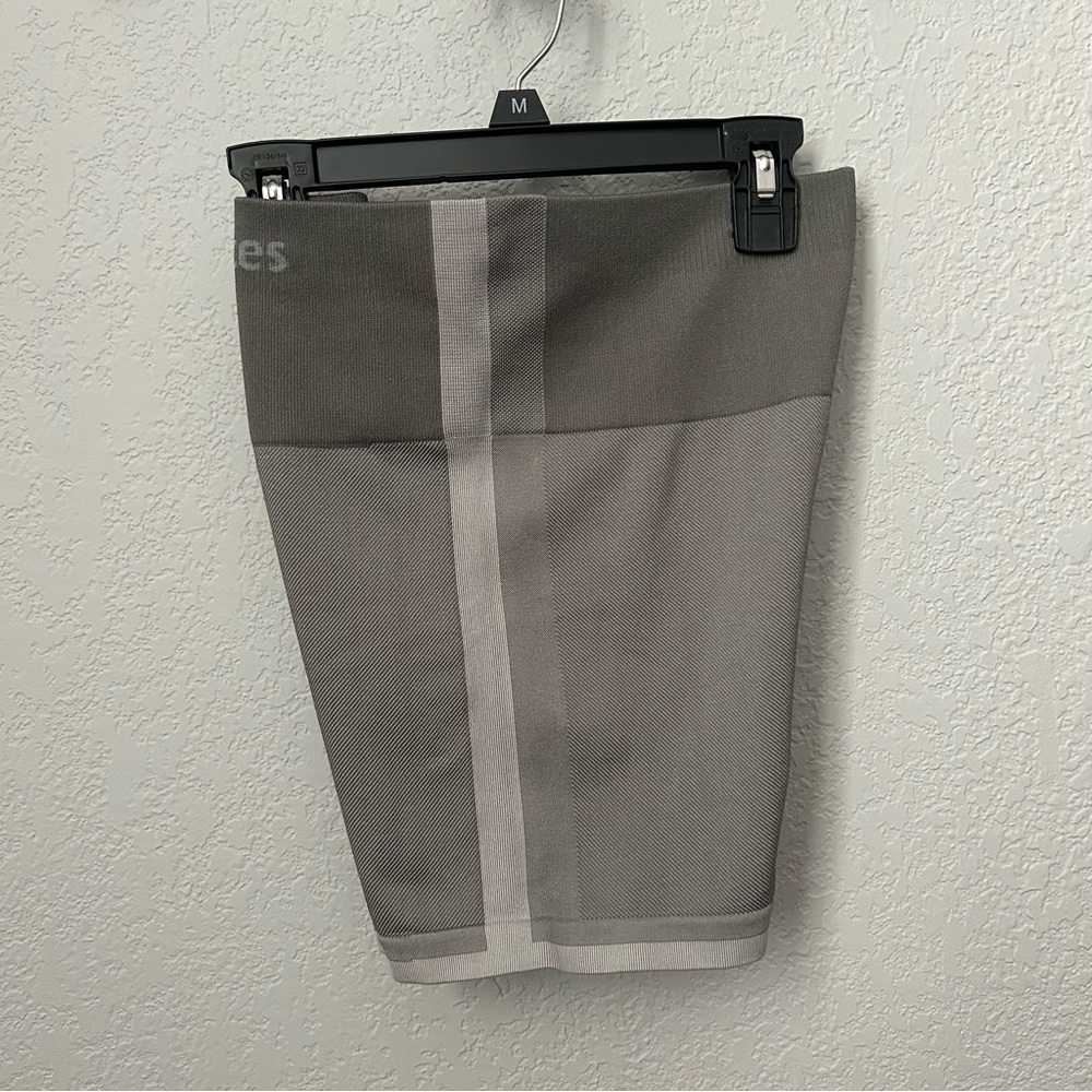 OV Seamless 4.5” Short